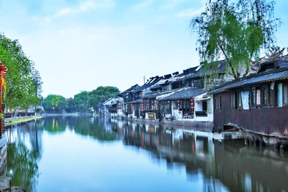 探索更多,尽在贝克汉姆和小罗能入选近20年最佳中场阵容吗?蜗牛问答平台